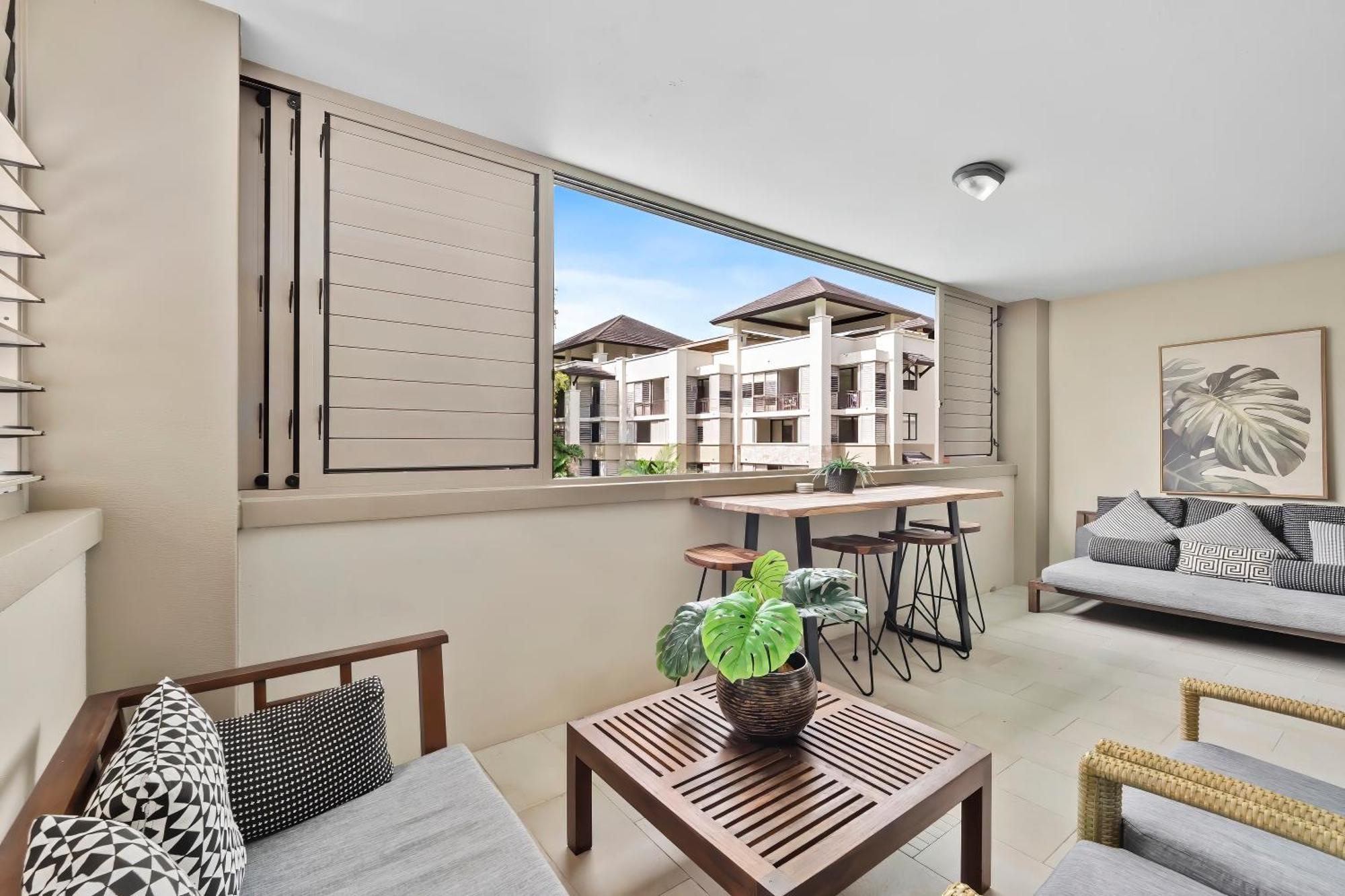 Private Apartments In The Temple Beachfront Resort Palm Cove Chambre photo